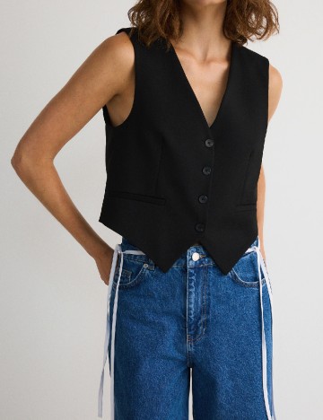 Vesta Reserved, negru