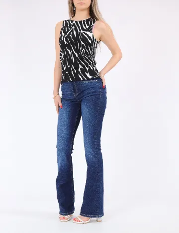 Maiou Pieces, negru