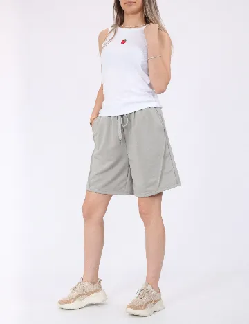 Pantaloni scurti Dazy, gri