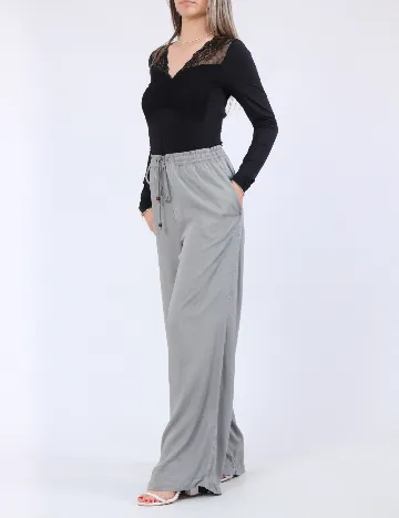 Pantaloni Vero Moda, gri
