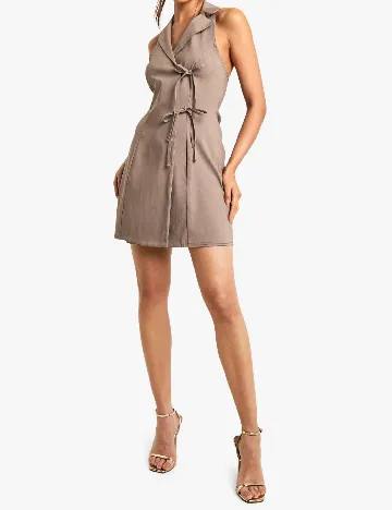 Rochie scurta Boohoo, maro