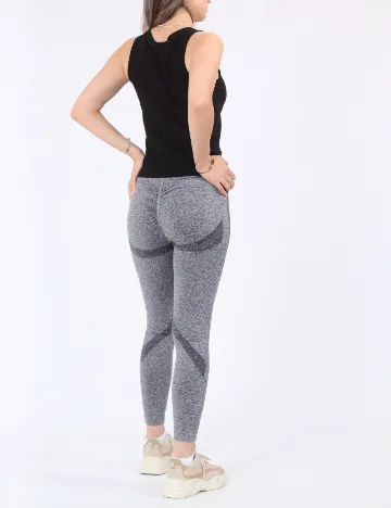 Maiou Pieces, negru