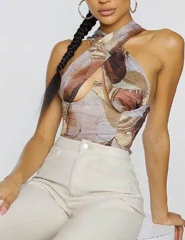 Top PRETTYLITTLETHING, mix culori