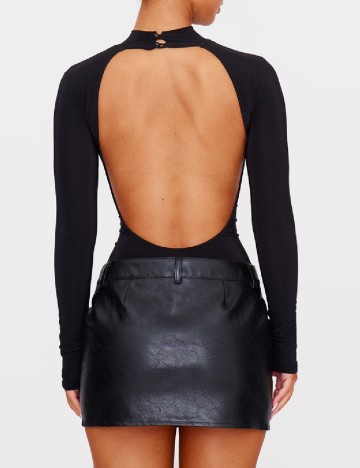 Body PRETTYLITTLETHING, negru