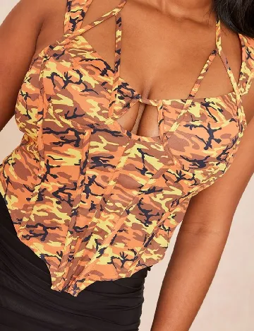 Top PRETTYLITTLETHING, mix culori