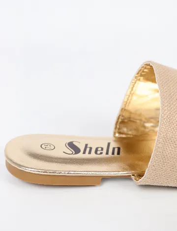 Slapi SHEIN, auriu