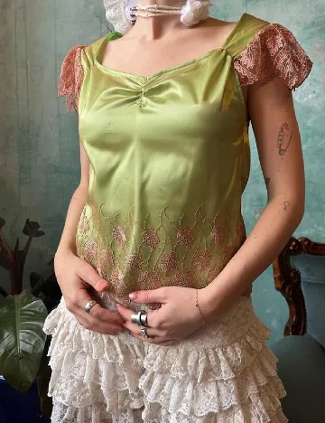 Top Labelrail x Lara Adkins, verde Verde