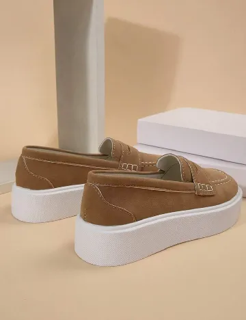 Mocasini SHEIN, maro