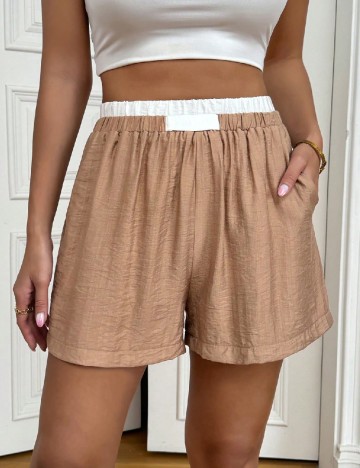 Pantaloni scurti SHEIN, maro