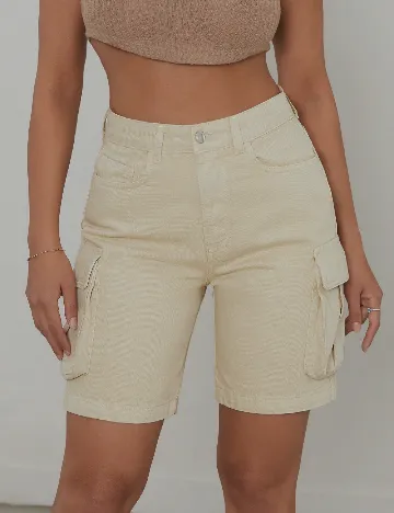 Pantaloni scurti SHEIN, crem Crem