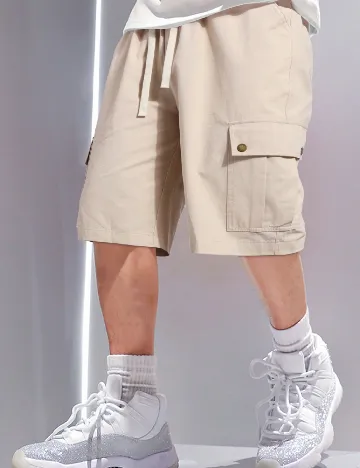 Pantaloni scurti SHEIN, bej Crem
