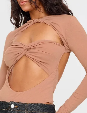 Body PRETTYLITTLETHING, maro