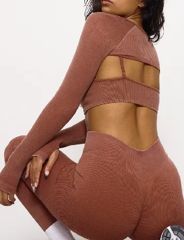 Bolero PRETTYLITTLETHING, maro Maro