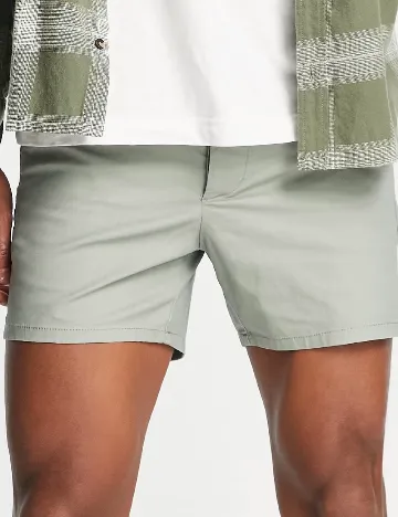 Pantaloni scurti ASOS, verde deschis Verde
