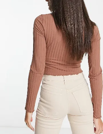 Top ASOS, maro Maro