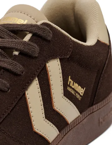 Adidasi Hummel, maro Maro