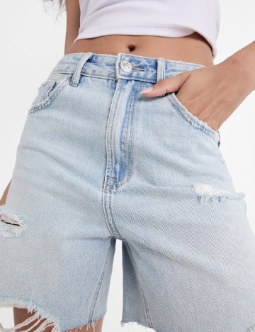 Pantaloni scurti Stradivarius, albastru