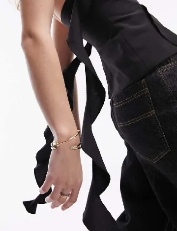 Top Top Shop, negru