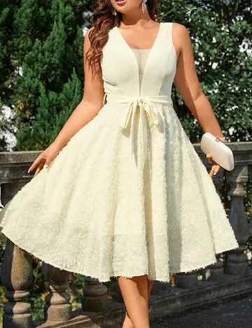 Rochie medie SHEIN CURVE, crem Crem