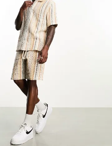 Pantaloni scurti Bershka, mix culori Mix culori