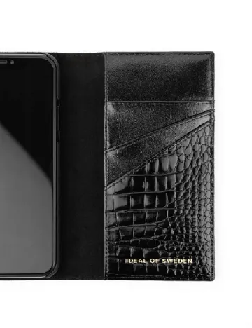 Husa iPhone IDEAL OF SWEDEN, negru