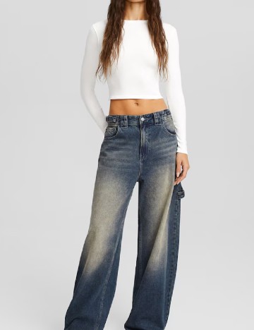 Set topuri 2 bucati Bershka, alb/negru