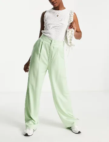 Pantaloni Stradivarius, verde Verde