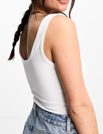 Body Stradivarius, alb