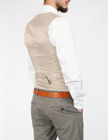 Vesta ASOS, crem Crem