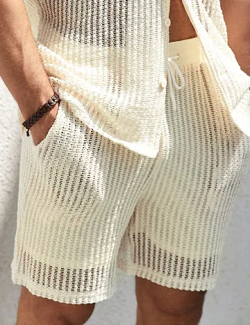 Pantaloni scurti SHEIN, ecru Alb