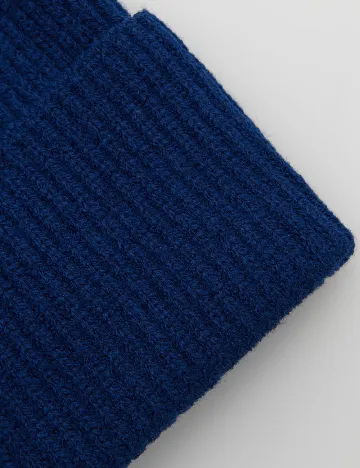 Caciula Reserved, bleumarin