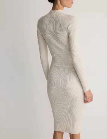 Rochie medie Reserved, nude Crem