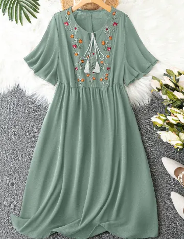 Rochie medie SHEIN CURVE, verde Verde