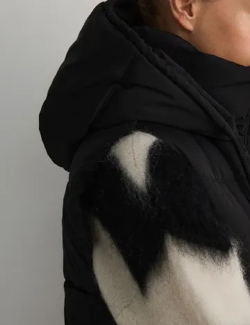 Vesta Reserved, negru Negru