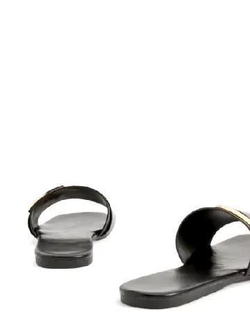 Slapi Krush, negru Negru