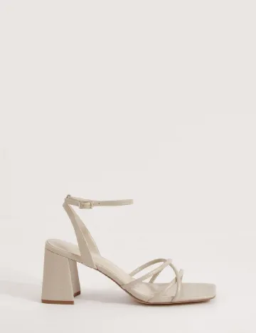 Sandale Boohoo, bej Crem