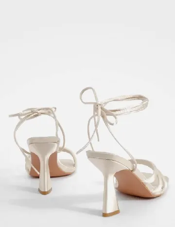 Sandale Boohoo, crem Crem