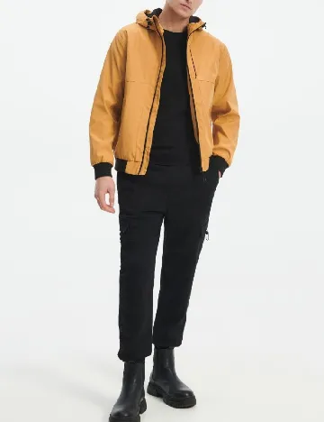 Jacheta Reserved, galben