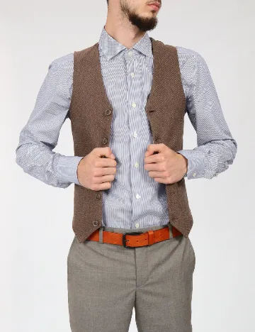 Vesta ASOS, maro Maro