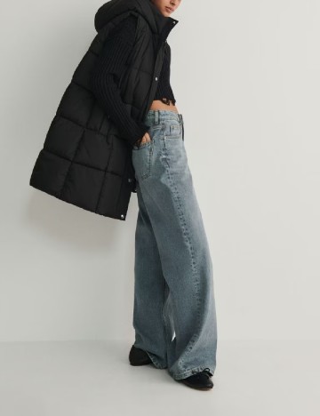 Vesta Reserved, negru