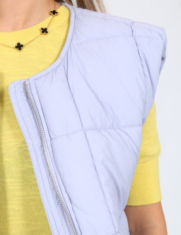 Vesta Only, lila