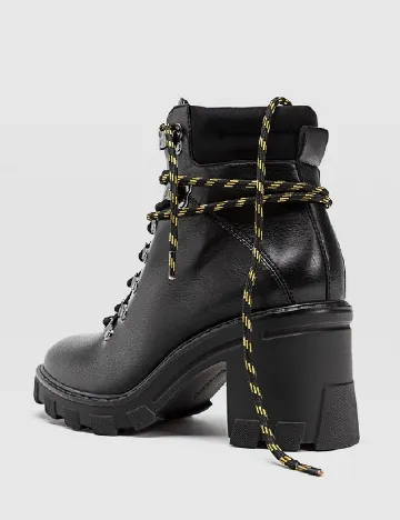 Botine Stradivarius, negru Negru