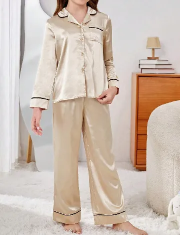 Pijama Shein Kids, crem