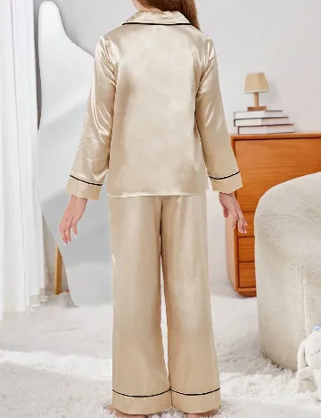 Pijama Shein Kids, crem