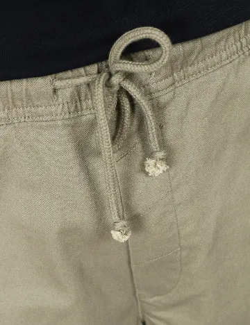 Pantaloni scurti !Solid, verde Verde