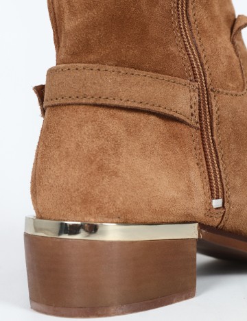 Cizme Stradivarius, maro