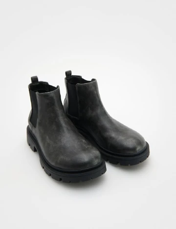 Ghete Reserved, gri Gri