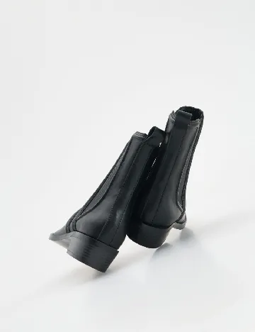 Ghete Reserved, negru Negru