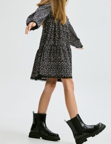 Ghete Reserved, negru