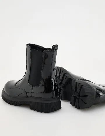 Ghete Reserved, negru Negru